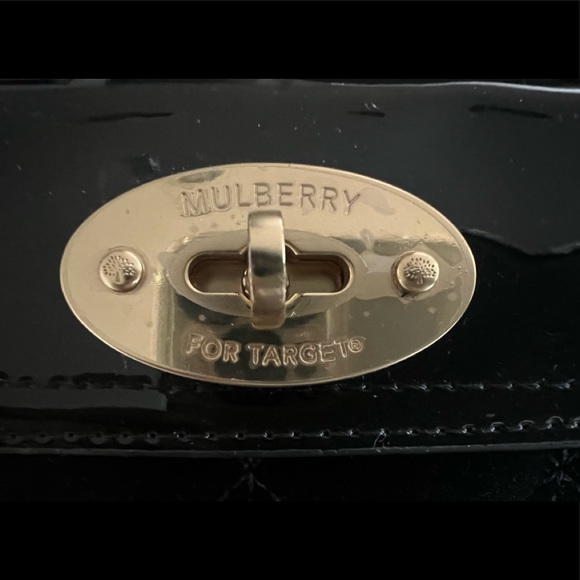 👜MULBERRY Black Patent Vegan Leather Velvet Quilt Mini Messenger Bag 🖤💛NWT - Picture 7 of 7